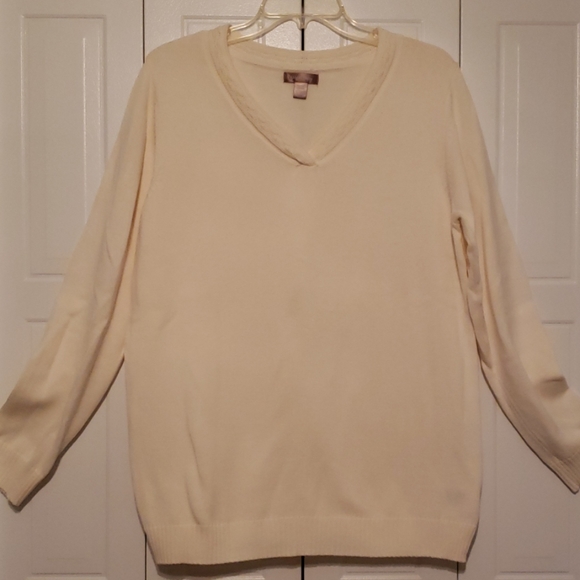 Lot of 5 V-Neck Sweaters - Picture 5 of 5